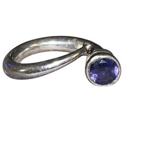 Vintage 925 Silver Broken Band and Purple Amethyst Accent Ring SIZE 7